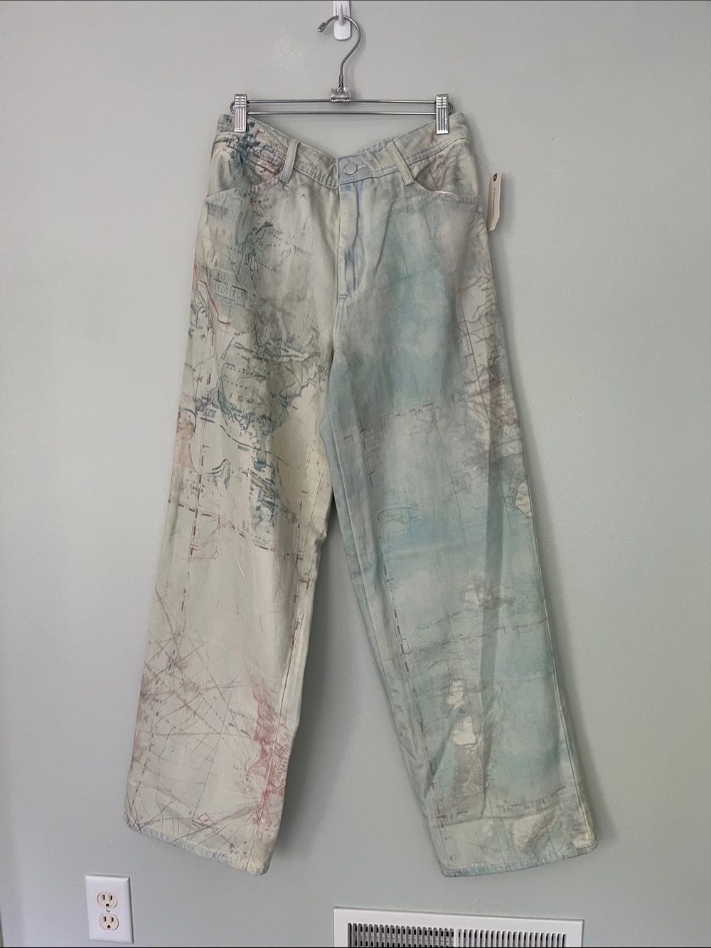 Pilcro High-Rise Slouch Wide-Leg Map Pattern Jeans - Picture 6 of 15